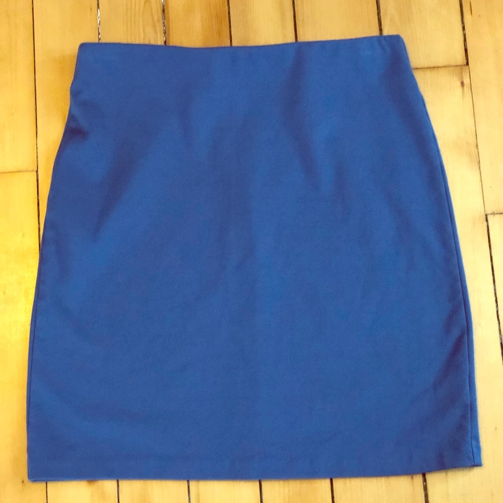 Old Navy NavyBlue medium skirt   Comes from